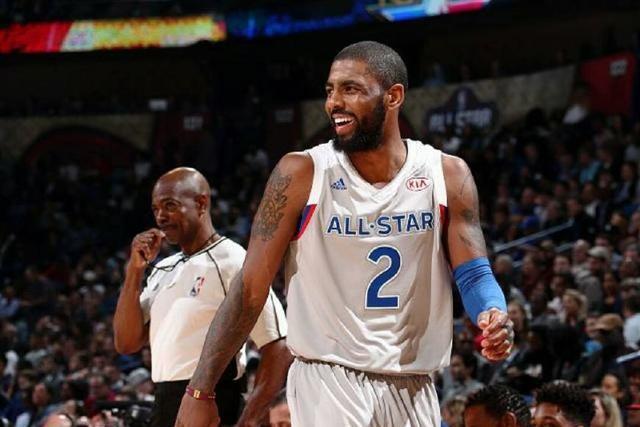 杜锋:没有人永远都在高峰 希望大家多理解包容