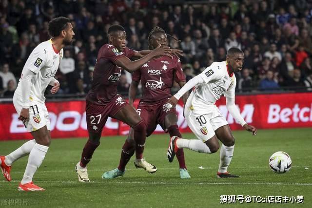 浓眉37+9詹姆斯20+8+11 湖人不敌活塞近4战3负